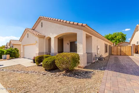 6702 E Roland St, Mesa, AZ 85215 photo 3