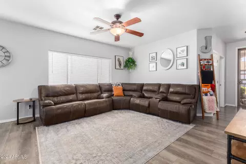 6702 E Roland St, Mesa, AZ 85215 photo 7