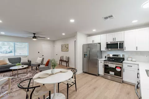 218 N 101st St, Mesa, AZ 85207 photo 4