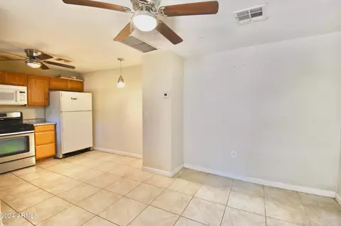 3801 E Taylor St, Phoenix, AZ 85008 photo 9