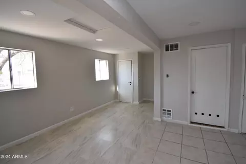 3801 E Taylor St, Phoenix, AZ 85008 photo 11