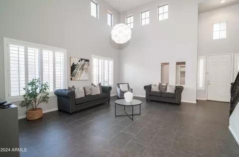 6920 W Getty Dr, Phoenix, AZ 85043 photo 8