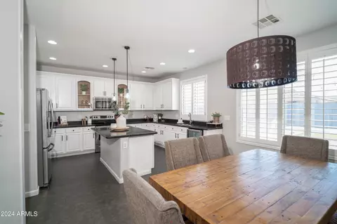 6920 W Getty Dr, Phoenix, AZ 85043 photo 10