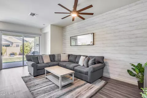 10044 E Nichols Ave, Mesa, AZ 85209 photo 3
