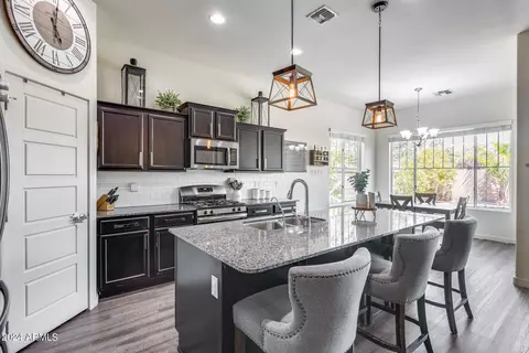 10044 E Nichols Ave, Mesa, AZ 85209 photo 2