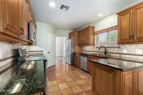 1202 E Campbell Ave, Gilbert, AZ 85234 photo 9