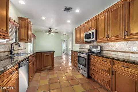 1202 E Campbell Ave, Gilbert, AZ 85234 photo 8