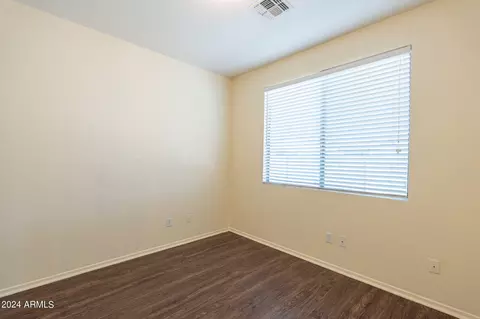 6604 S 16th Dr, Phoenix, AZ 85041 photo 17