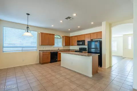 6604 S 16th Dr, Phoenix, AZ 85041 photo 7