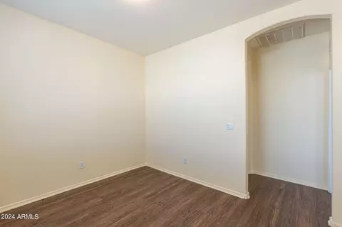 6604 S 16th Dr, Phoenix, AZ 85041 photo 16