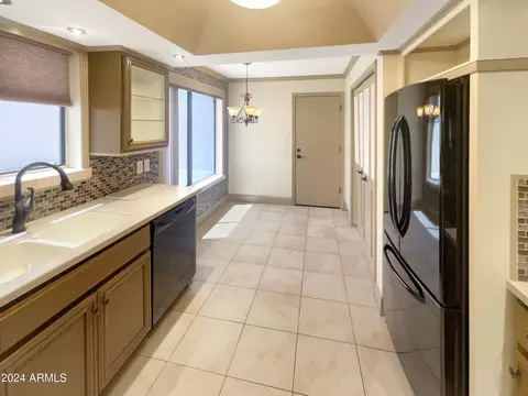 6525 N 13th Dr, Phoenix, AZ 85013 photo 15