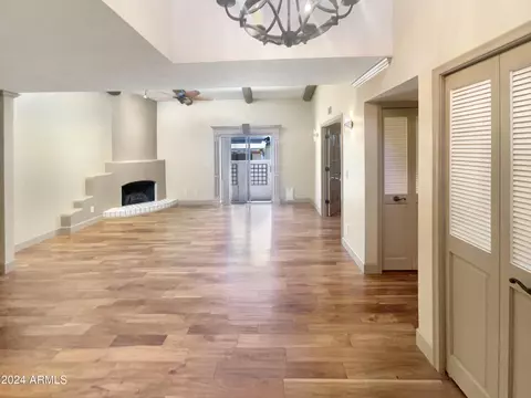 6525 N 13th Dr, Phoenix, AZ 85013 photo 8