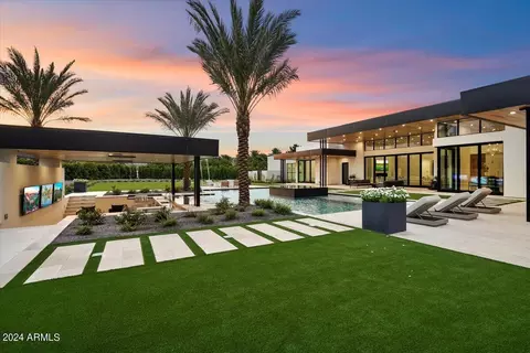 6447 E Mcdonald Dr, Paradise Valley, AZ 85253