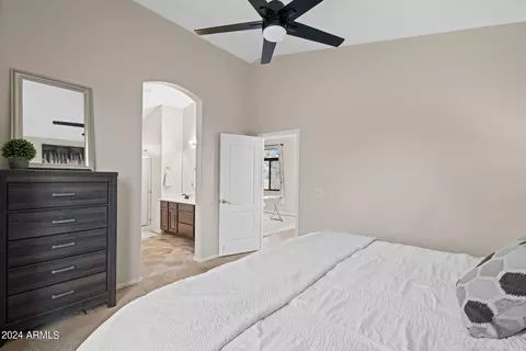 402 E Redwood Ln, Phoenix, AZ 85048 photo 24