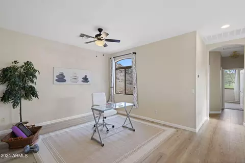 402 E Redwood Ln, Phoenix, AZ 85048 photo 21