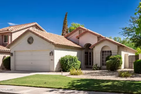 3301 E Nighthawk Way, Phoenix, AZ 85048 photo 2