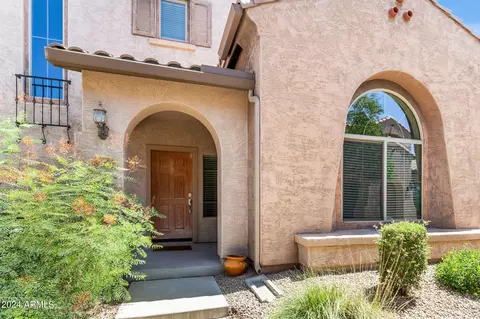 3645 E Zachary Dr, Phoenix, AZ 85050