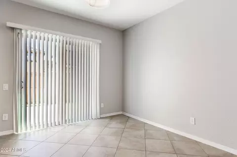 3645 E Zachary Dr, Phoenix, AZ 85050 photo 7