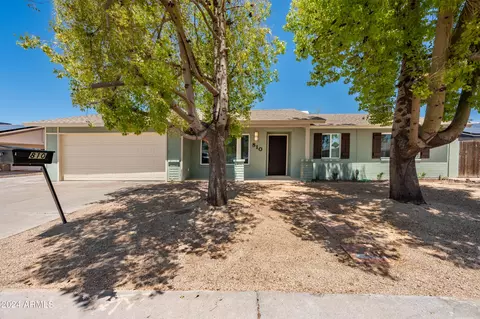 810 W Morrow Dr, Phoenix, AZ 85027 photo 4