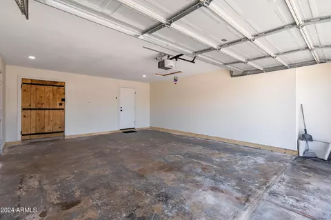 810 W Morrow Dr, Phoenix, AZ 85027 photo 18