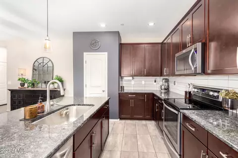 6839 E Posada Cir, Mesa, AZ 85212 photo 7