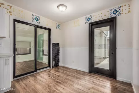 2211 E Waltann Ln, Phoenix, AZ 85022 photo 14