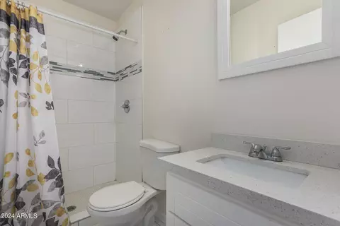 2211 E Waltann Ln, Phoenix, AZ 85022 photo 22