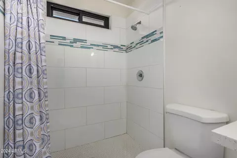 2211 E Waltann Ln, Phoenix, AZ 85022 photo 17