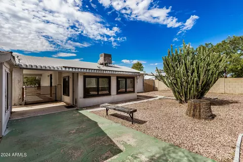 2211 E Waltann Ln, Phoenix, AZ 85022 photo 27