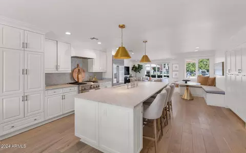 4702 E Arcadia Ln, Phoenix, AZ 85018 photo 5