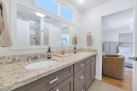 4702 E Arcadia Ln, Phoenix, AZ 85018 photo 17