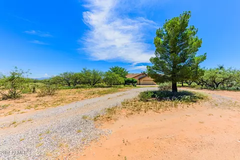 Exterior - 7966 E Three Canyons Rd, Hereford, AZ 85615 photo 2 of 11