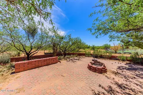 Exterior - 7966 E Three Canyons Rd, Hereford, AZ 85615 photo 9 of 11