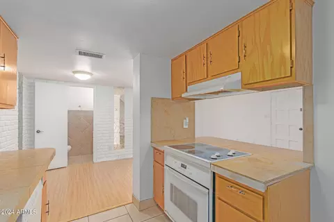 3407 W Echo Ln, Phoenix, AZ 85051 photo 14