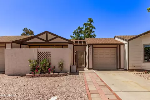 16026 S Spartan St, Chandler, AZ 85225