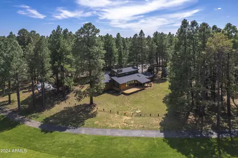 1360 N Indian Springs Ln, Flagstaff, AZ 86004