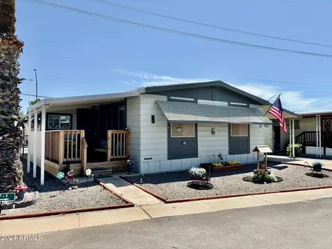 305 S Val Vista Dr #37, Mesa, AZ 85204