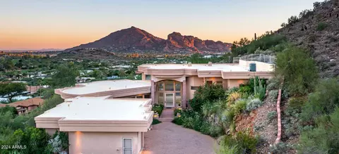 7702 N Moonlight Ln, Paradise Valley, AZ 85253