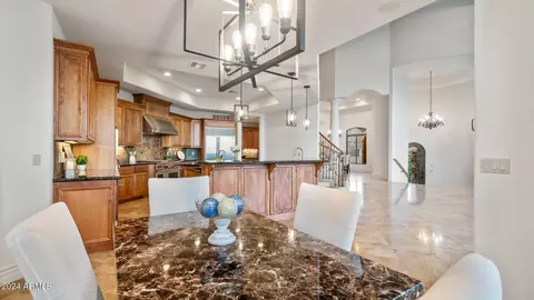 Dining - 14432 S 18th St, Phoenix, AZ 85048 photo 4 of 5