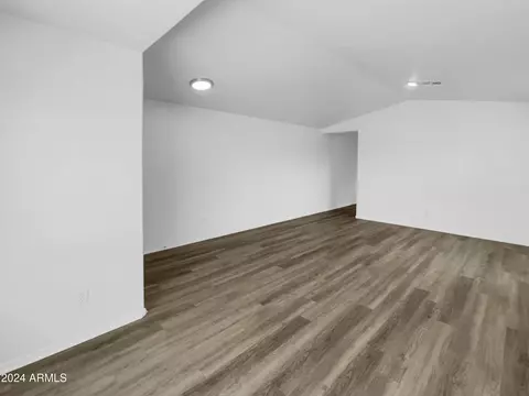 3319 E Woodside Way, Gilbert, AZ 85297 photo 8
