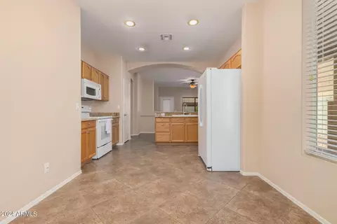 3390 S Wade Ct, Gilbert, AZ 85297 photo 5