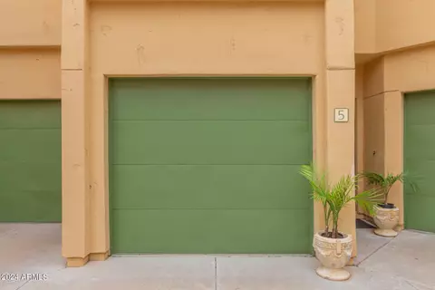 5015 E Cheyenne Dr #5, Phoenix, AZ 85044