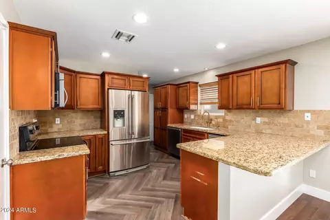 10032 N 42nd Dr, Phoenix, AZ 85051