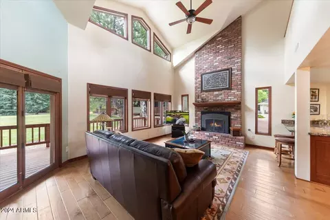 6241 E Willow Loop, Flagstaff, AZ 86004 photo 3
