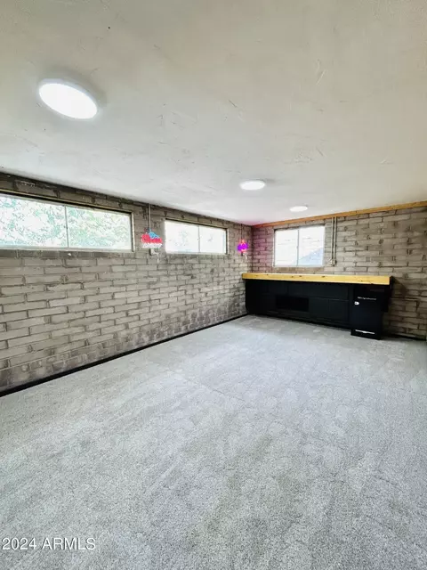 125 W La Mesa Ter, Globe, AZ 85501 photo 5