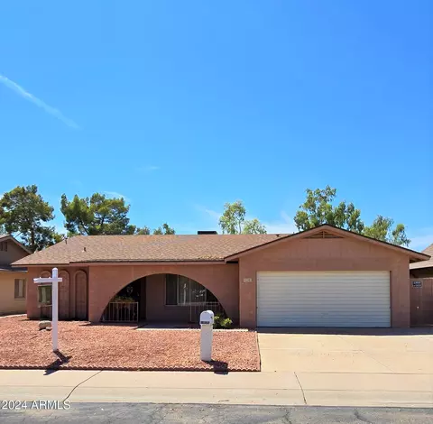 10634 N 50th Ave, Glendale, AZ 85304