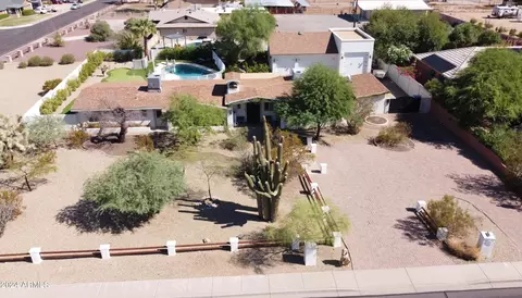 2610 E Nisbet Rd, Phoenix, AZ 85032