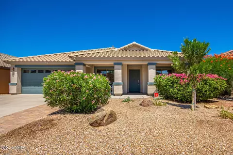 1356 E Debbie Dr, San Tan Valley, AZ 85140