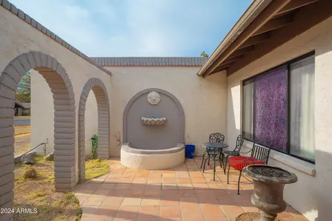 1987 S 141st Pl, Gilbert, AZ 85295 photo 4