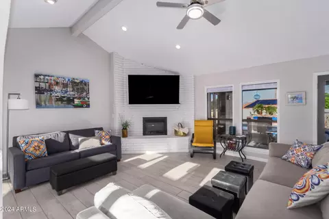 15629 N 19th Pl, Phoenix, AZ 85022 photo 8